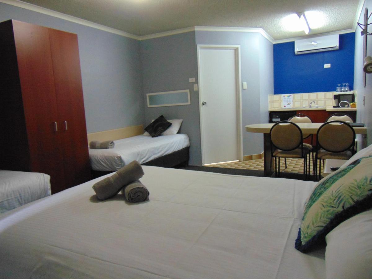 Rockhampton Court Motor Inn Ngoại thất bức ảnh